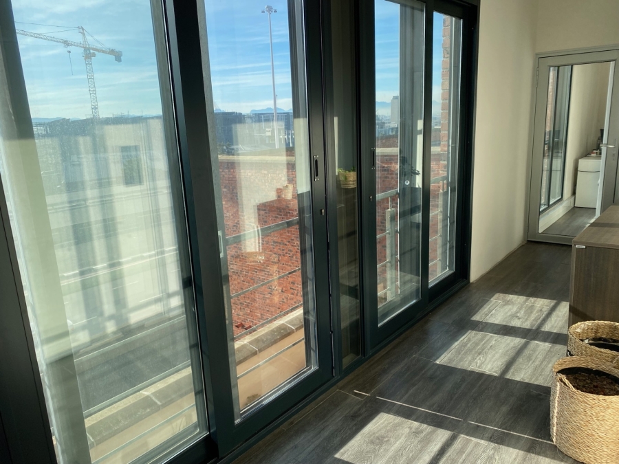 To Let commercial Property for Rent in De Waterkant Western Cape